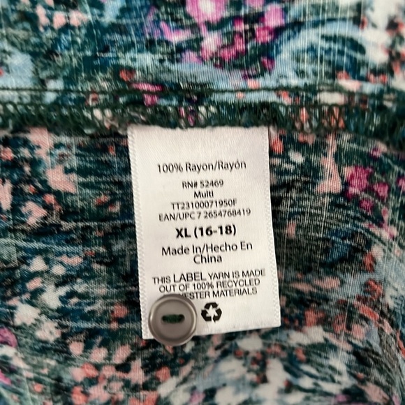 Time and Tru Sleeveless Blouse Tank XL Watercolor Print - Picture 3 of 4